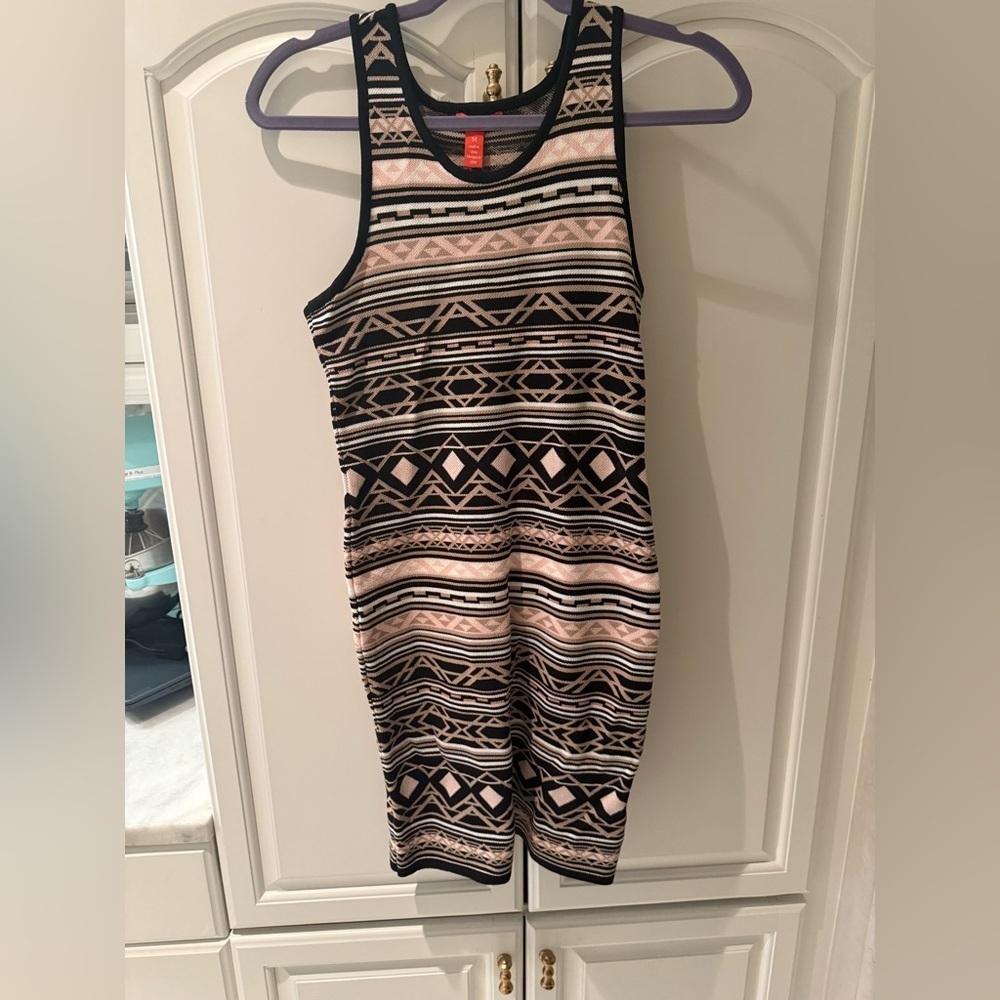 Aztec boycon dress NWT sz M
